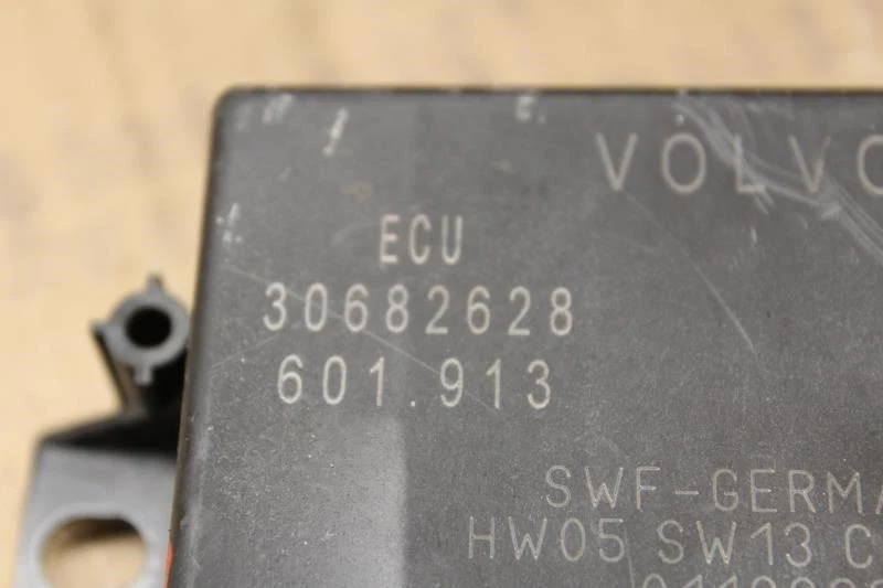 Volvo XC90 2003 2004 2005 2006 módulo punto ciego 30682628 Foto 3 de 4