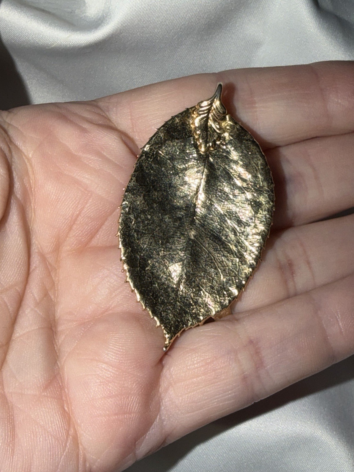 14k yellow Gold Dipped Leaf Charm! Vintage 1978! - image 8