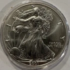 2001 American Silver Eagle $1 1 oz .999 Fine Silver Coin Seems BU Uncertified