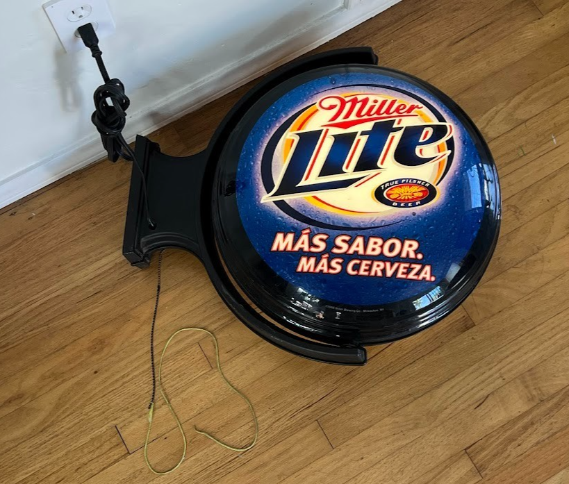 値下げします。Miller Lite 当時物　照明 3359 アメリカ ヴィンテージ 【Miller Lite】 プールバーランプ