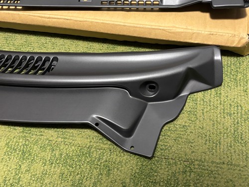 Nissan Genuine 300ZX FiarladyZ Z32 Cowl Top Grille Clip For Right Hand Drive OEM - Bild 5 von 12