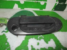 Porte avant et accessoires Mitsubishi CARISMA