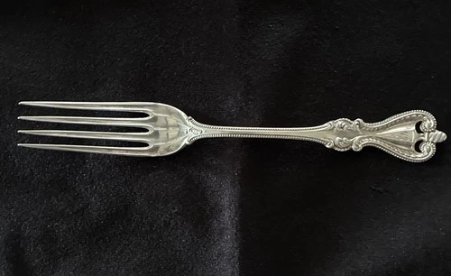 Old Colonial by Towle Sterling Silver Dinner Fork 7 1/8”