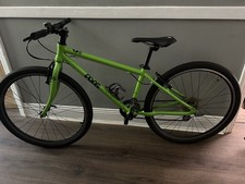 Frog 69 Hybrid Children’s Bike Green 26” Wheels Ages 10 to 12