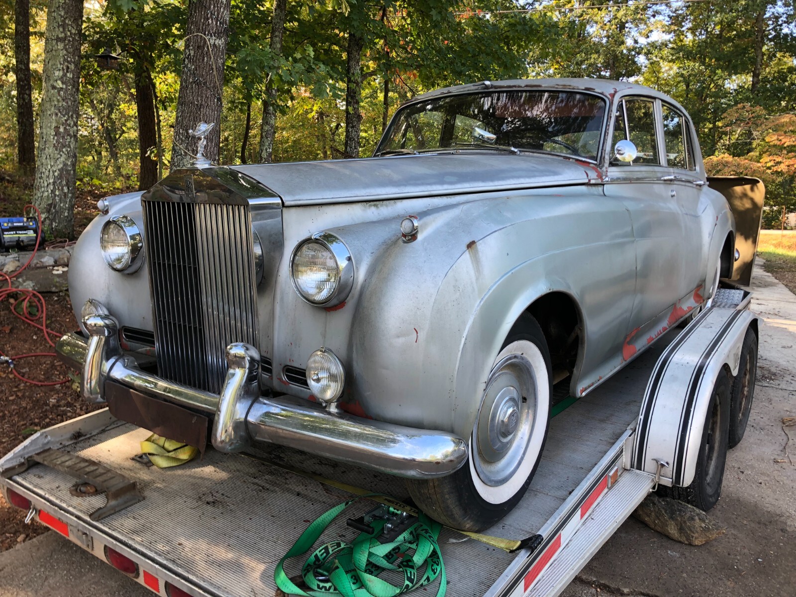 PHANTOM V ROLLS ROYCE CLOUD BENTLEY WATER NECK.  WORLDS LARGEST USED INVENTORY