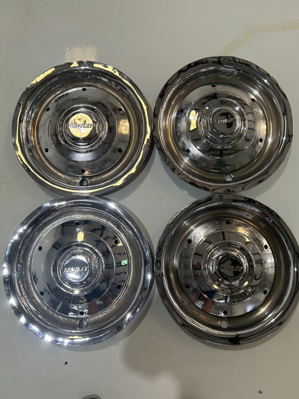 SET OF 4 BENTLEY SILVER CLOUD SOLID HUBCAP ORIGINAL VINTAGE