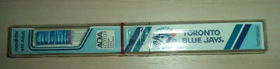 VTG TORONTO BLUE JAYS TOOTHBRUSH Blue/Red Bristles NIP