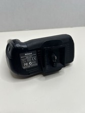 Nikon MB-D100 Battery Pack for Nikon D100 DSLR Digital SLR Camera Untested
