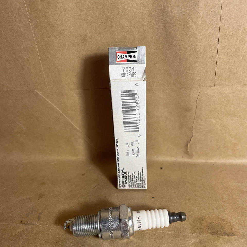 Spark Plug Champion Spark Plug 7031 (G-2-01-05) — 第 2/4 张图片