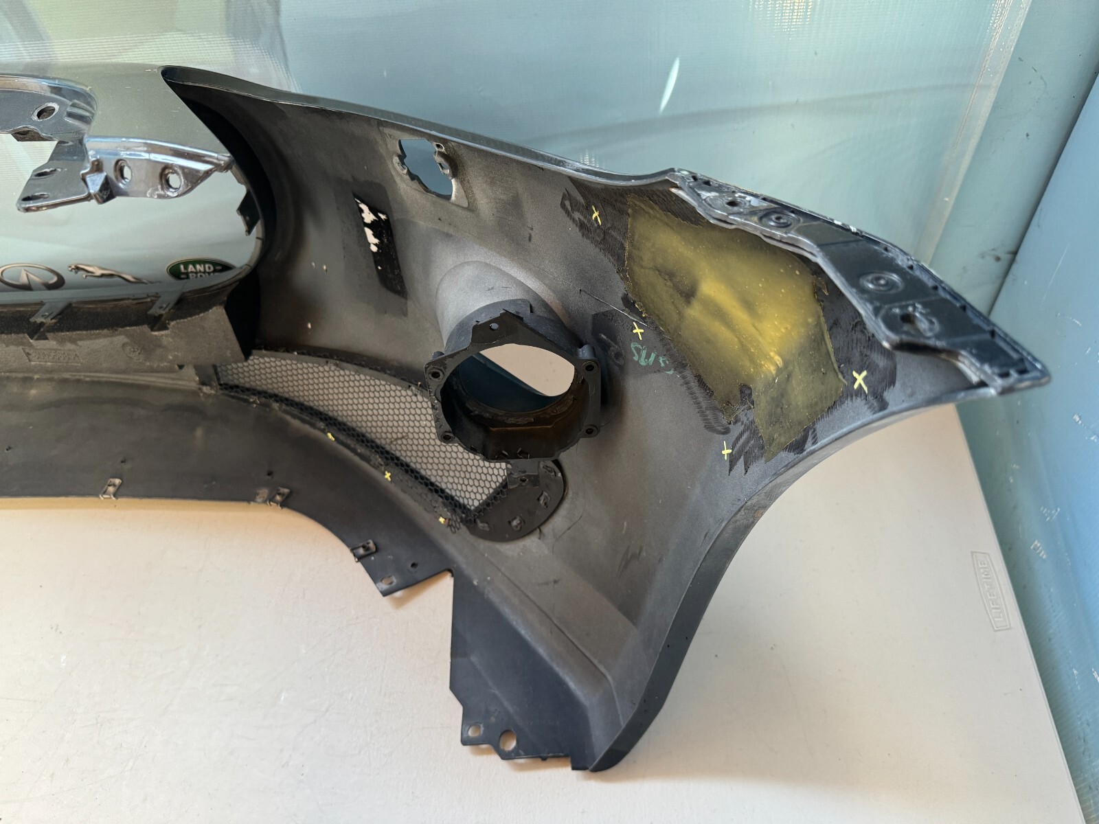 2008 2009 2010 2011 2012 MASERATI GRANTURISMO FRONT BUMPER COVER OEM USED