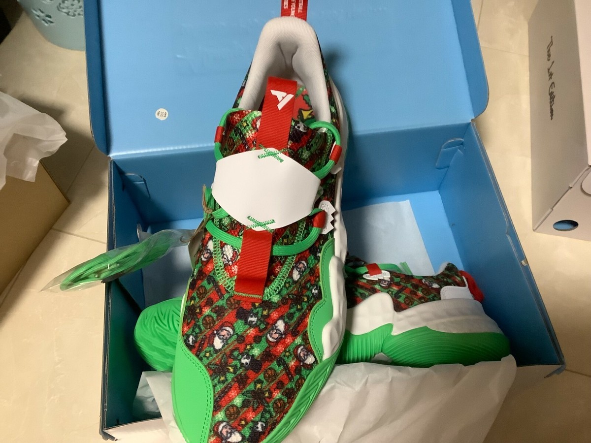 adidas Trae Young 1 CHRISTMAS xmas Men\'s Basketball Shoe green red white GY0305. adidas Trae Young 1 CHRISTMAS xmas Men main image 2