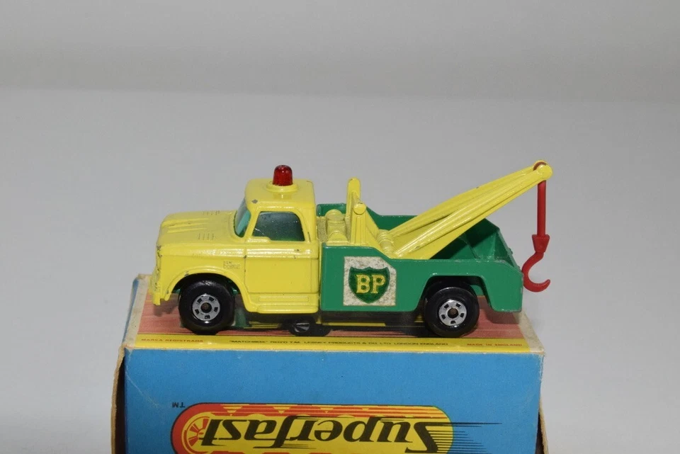 B8 1:60 3INCH 3 INCH MATCHBOX LESNEY SUPERFAST 13 DODGE WRECK TRUCK BP DISPLAY - Image 3 of 4