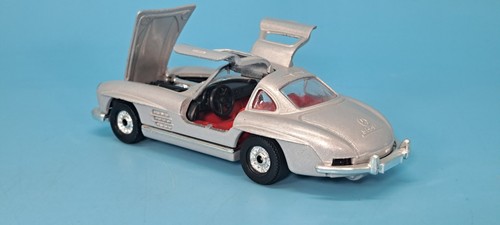 Corgi 811 - Mercedes 300SL del 1954 - Foto 8 di 13