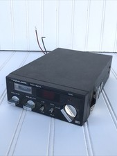 Realistic TRC-421A CB Radio Mobile with Mic 40 Channels Working