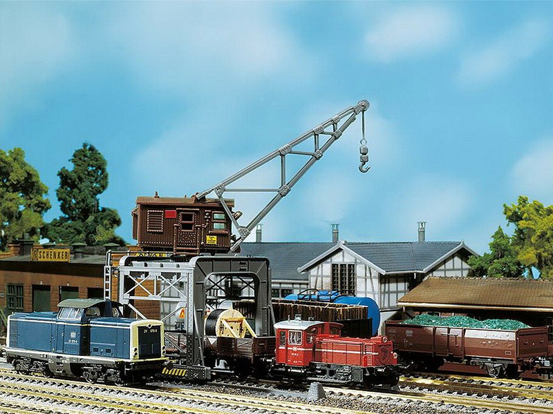 Grue portique Faller 131370 HO 1/87 en plastique pour décor ferroviaire