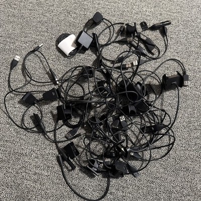 Mixed Lot Of 33 Fitbit Chargers, Versa, Charge, Hr, Inspire, Etc.