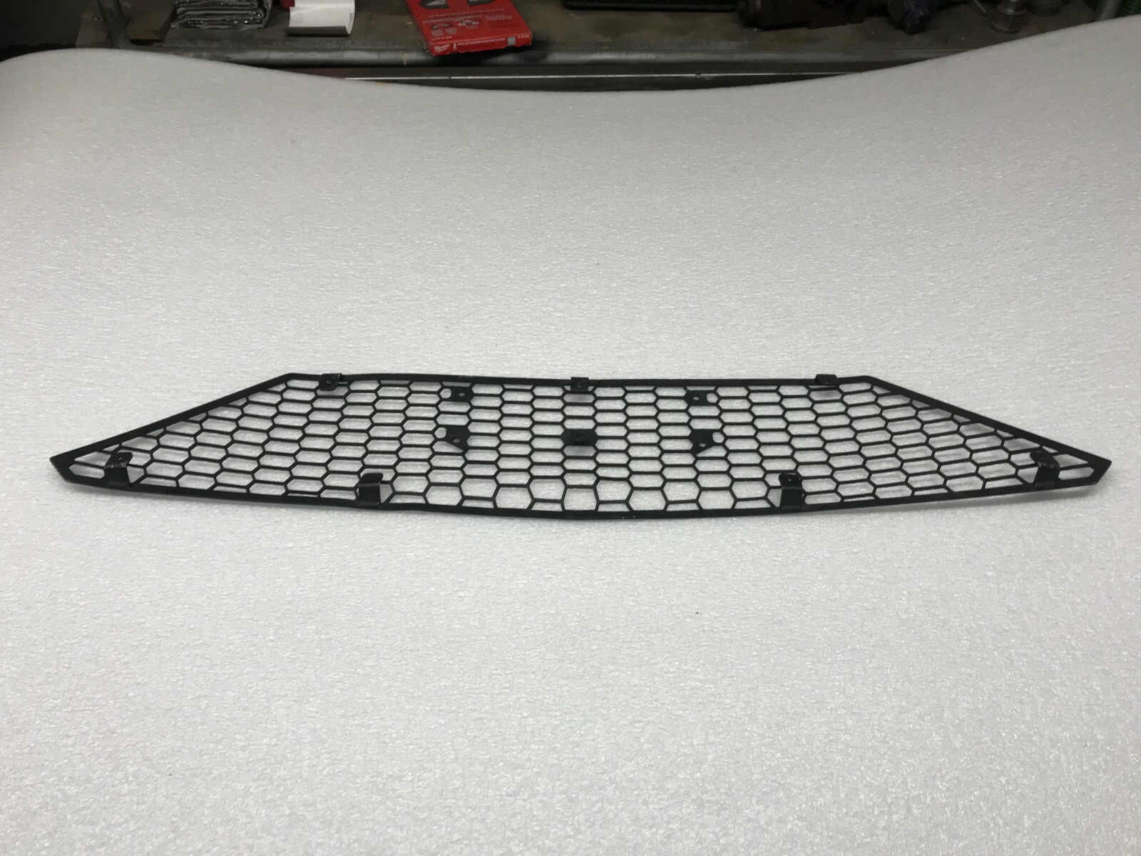 LAMBORGHINI AVENTADOR LP720 REAR BUMPER CENTER GRILL GRID OEM 470807684A