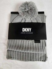 NWT DKNY Women's 2 Piece Set Hat, Scarf Gray