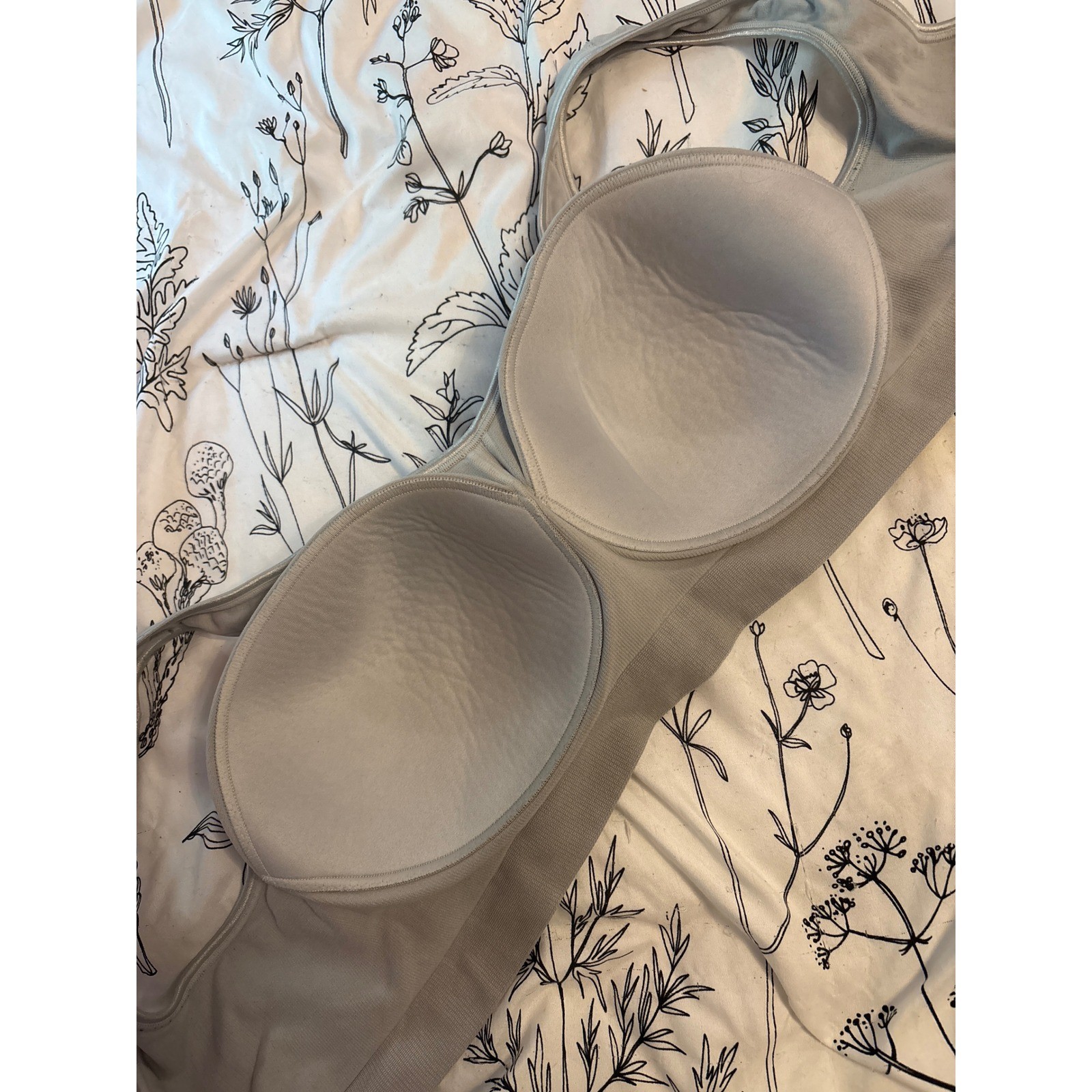 Bali Gray Light Support Wireless Everyday Comfort… - image 5