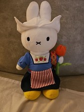 Miffy Dutch Traditional Farmer's Wife W/Tulip Rijksmuseum Exclusive Plush Bunny