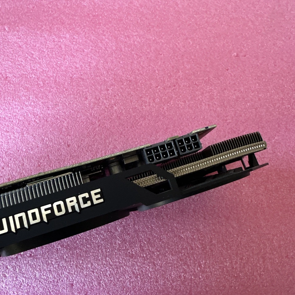 GIGABYTE GTX 970 WindForce 3X OC 4GB GDDR5 Graphics Card - Image 4 of 4