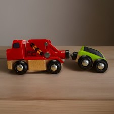 BRIO World 33528 Magnetic Tow Truck  Car 2pc. Play set