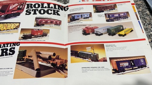 2 LIONEL BOOKS CATALOGS TRADITIONAL SERIES 1986 & 1994 TRAINS & ACCESORIES - Picture 10 of 10