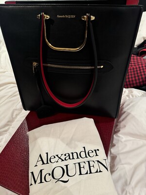 Alexander McQueen Tall Story Bag Black And Red leather UK