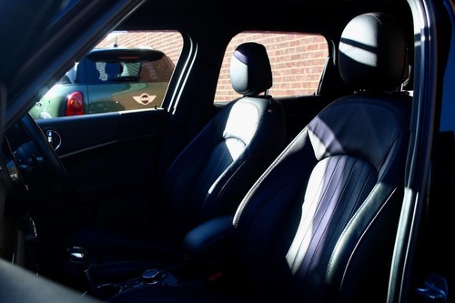 MINI COUNTRYMAN 2.0 John Cooper Works ALL4 2017 - Picture 13 of 19