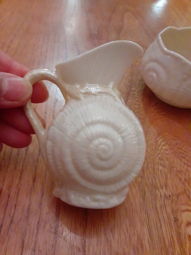 Vtg Belleek Ireland Shell Shape Sugar Bowl Creamer Green Mark - Picture 2 of 12