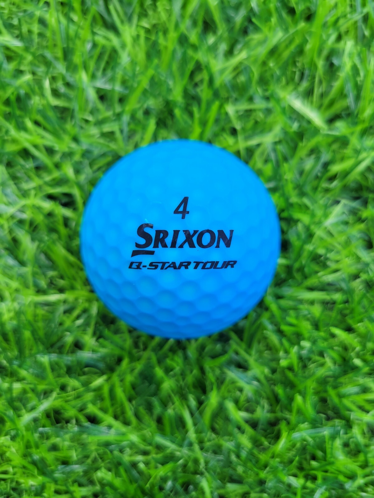 Srixon QSTAR TOUR DIVIDE Half Yellow / Blue Golf Balls NEW Sleeve 3