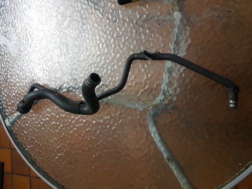 VW Golf 5 Kühlwasserschlauch Kühlerschlauch Wasserschlauch 1K0121049AM