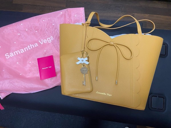 Authentische SELTENE Samantha Vega Disney Die Schöne und das Biest Beuteltasche Tasche aus Japan