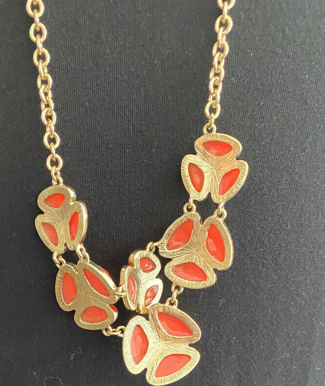 BB Goldtone Statement Necklace - image 3