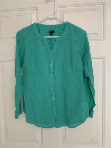 Talbots women’s long sleeve light weight button up shirt size SP nice! Lgt Green