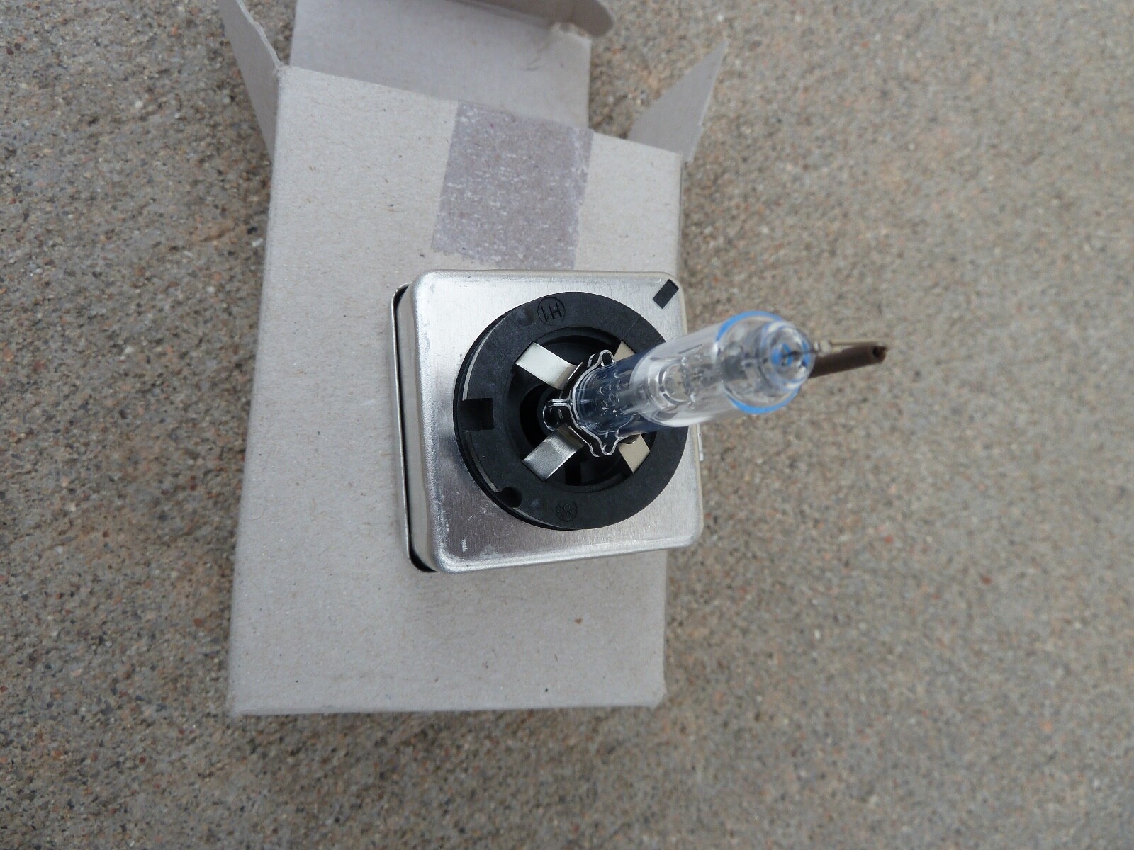 Aston Martin DB9 DBS Rapide Xenon Headlight Factory Light Bulb OEM DS1