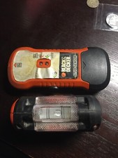 Para czujników kołków Black & Decker. Z poziomicą laserową.