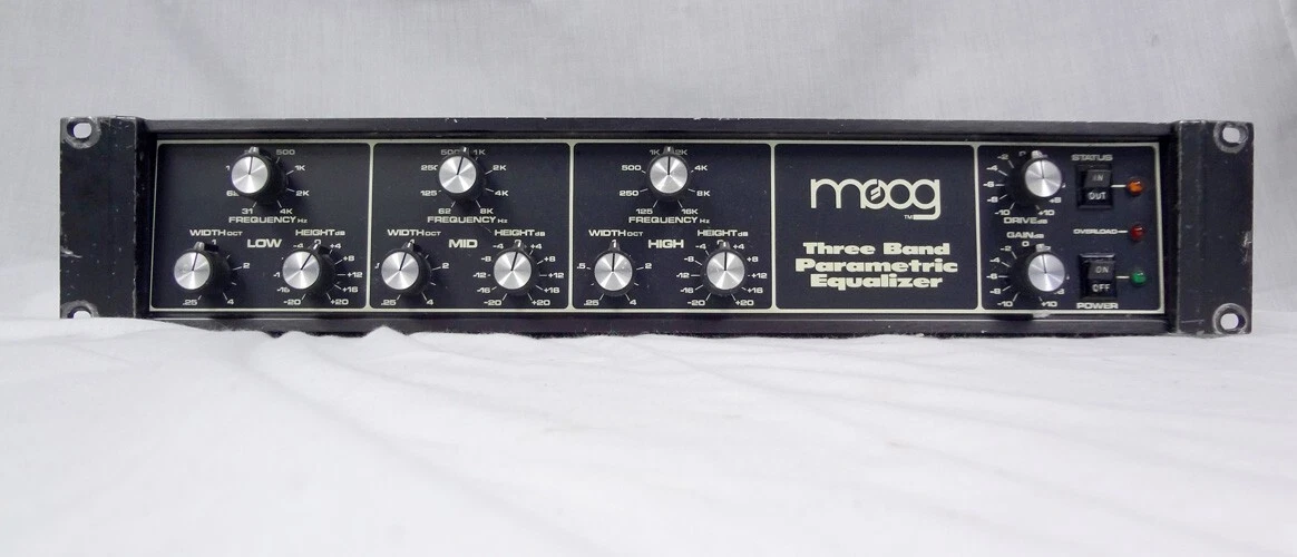 Moog 3band 隠せ parametric Equalizer モーグ 