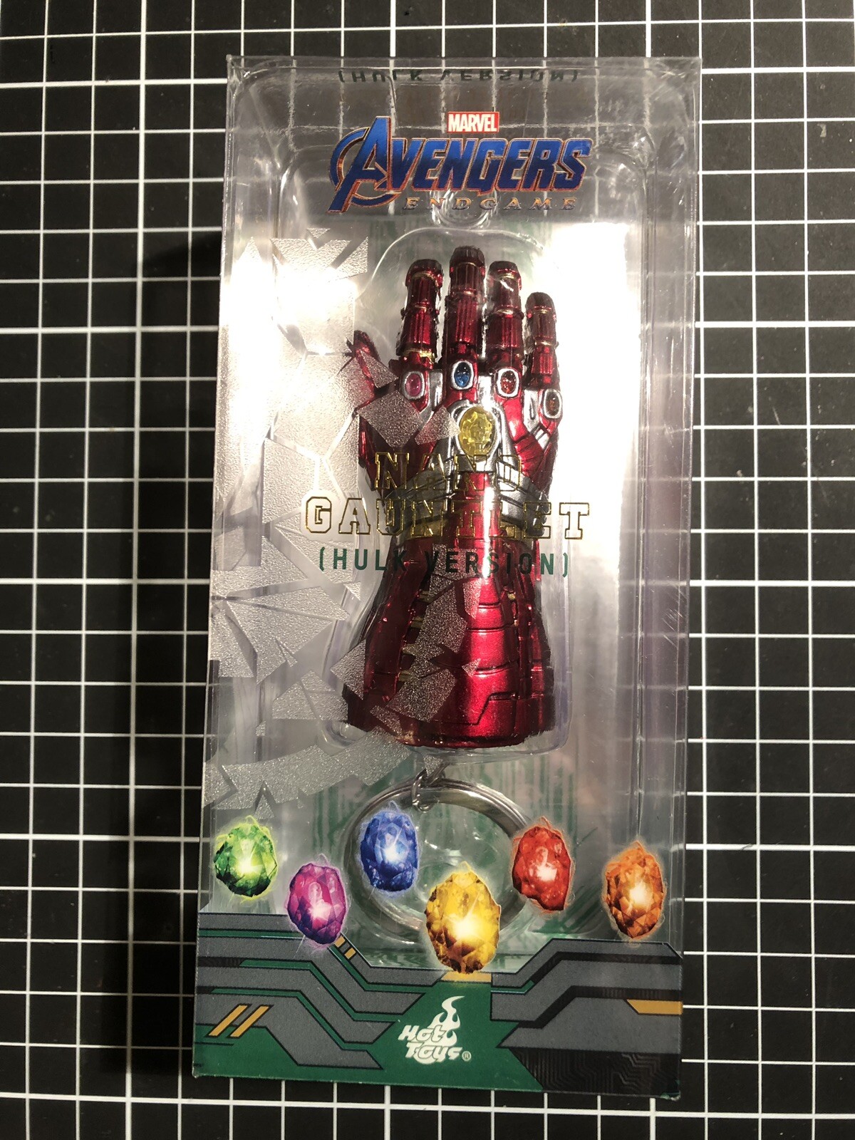Hot Toys Nano Gauntlet 1 6 Keychain HULK VERSION Hot Toys Nano Gauntlet 1 6 Keychain HULK VERSION