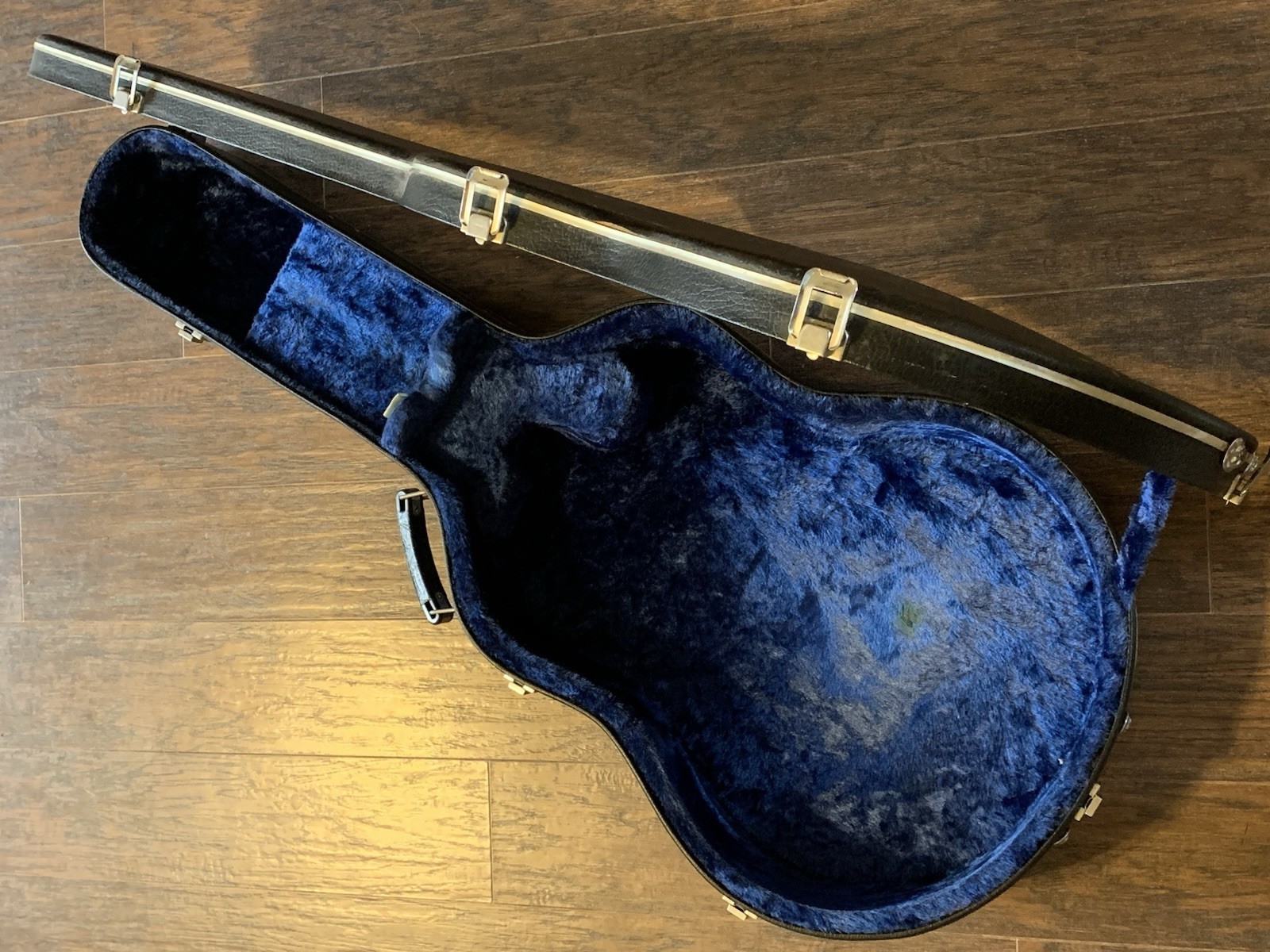 1970s Ibanez Artist 2616 JAZZ Guitar Hardshell Case Vintage