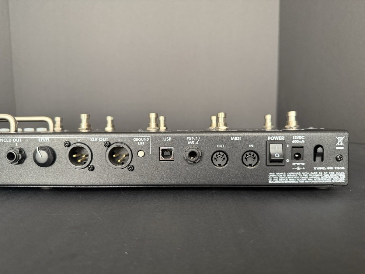 Fender Mustang Floor Multi-Effects Pedalboard – w/ Original Gig
