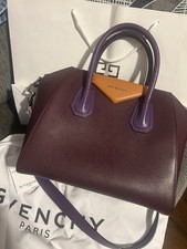 GIVENCHY Antigona Medium Oxblood Red