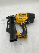 Dewalt DCN920 20v 21 Degree Plastic Collated Framing Nailer- FOR PARTS/REPAIR