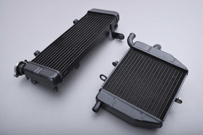 Radiateur eau type origine pour restauration HONDA VFR 400 R3