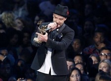Justin Timberlake Unsigned 7" x 5" Photo - Handsome singer and actor *1720