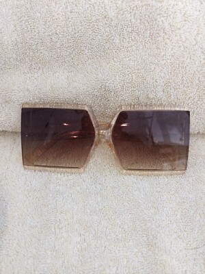 BAB Fashion Square Sunglasses-Oversize Translucent Light Brown