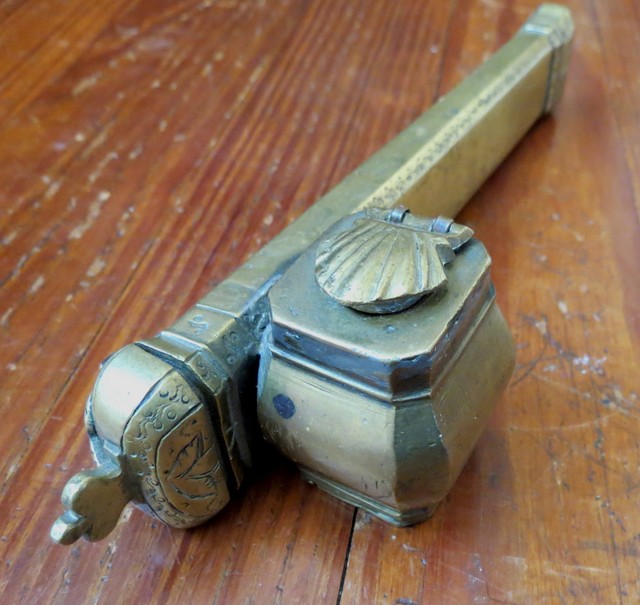 ANTIQUE BRASS TRAVELING INKWELL & PEN HOLDER eBay