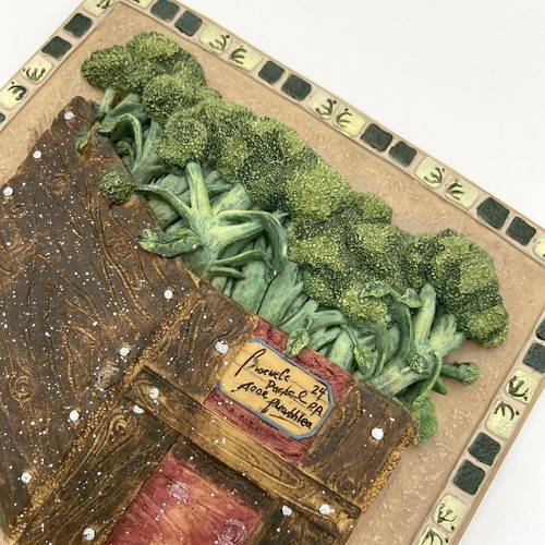 Mary Beth Zeitz Broccoli Crate Farm Tile 3D Decorative Resin Wall Decor 5.5” - Picture 2 of 5