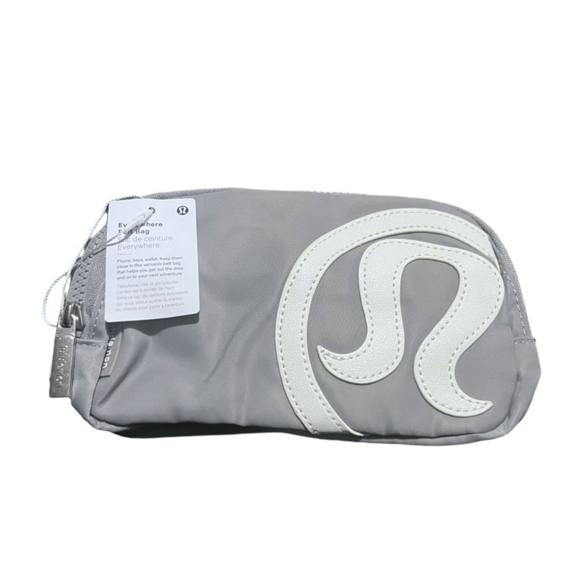 【lululemon】Everywhere belt bag バッグ型 ロゴ キーホルダー NWT Lululemon Everywhere Belt Bag Gray/White Large Stitched