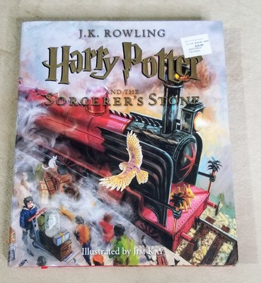 Harry Potter and the Sorcerer's Stone: The Illustrated Edition (Harry Potter...